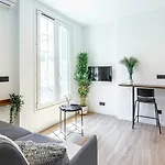 Maska - Avec Terrasse Proche Et Aéroport De Appartement *