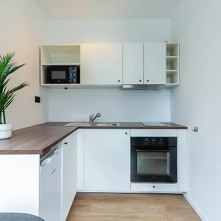 Maska - Avec Terrasse Proche Et Aeroport De Apartman Nizza