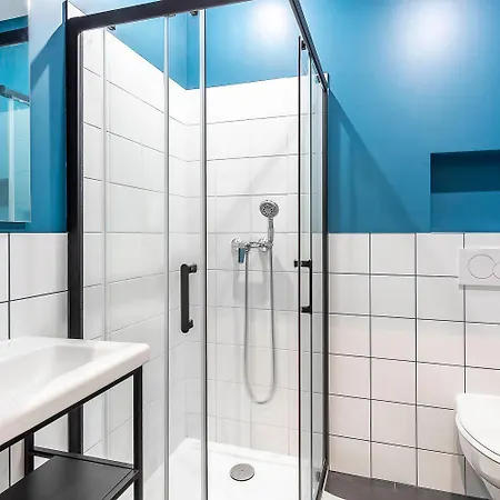 Maska - Avec Terrasse Proche Et Aeroport De Apartman *