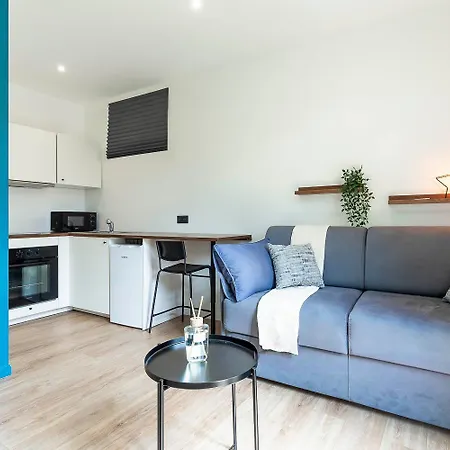 Apartman Maska - Avec Terrasse Proche Et Aeroport De Nizza