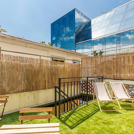 Maska - Avec Terrasse Proche Et Aeroport De