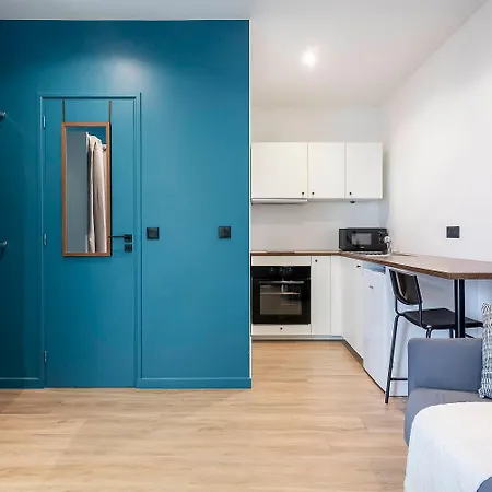 Maska - Avec Terrasse Proche Et Aeroport De Nizza