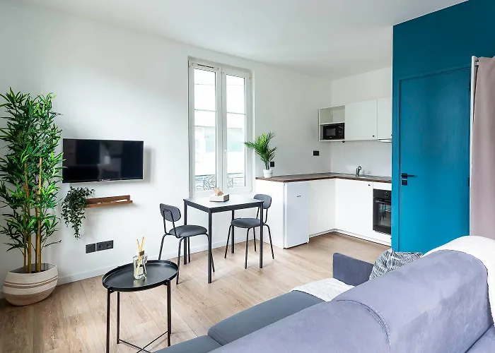 Daire Maska - Avec Terrasse Proche Et Aeroport De *