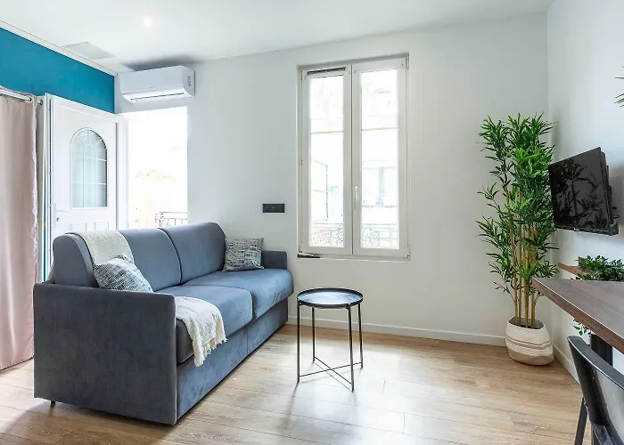 Maska - Avec Terrasse Proche Et Aeroport De Daire Nice