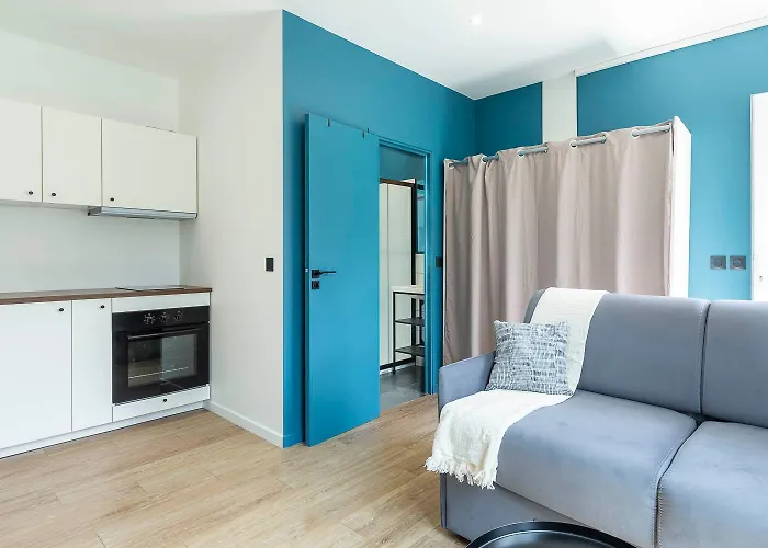 Daire Maska - Avec Terrasse Proche Et Aeroport De